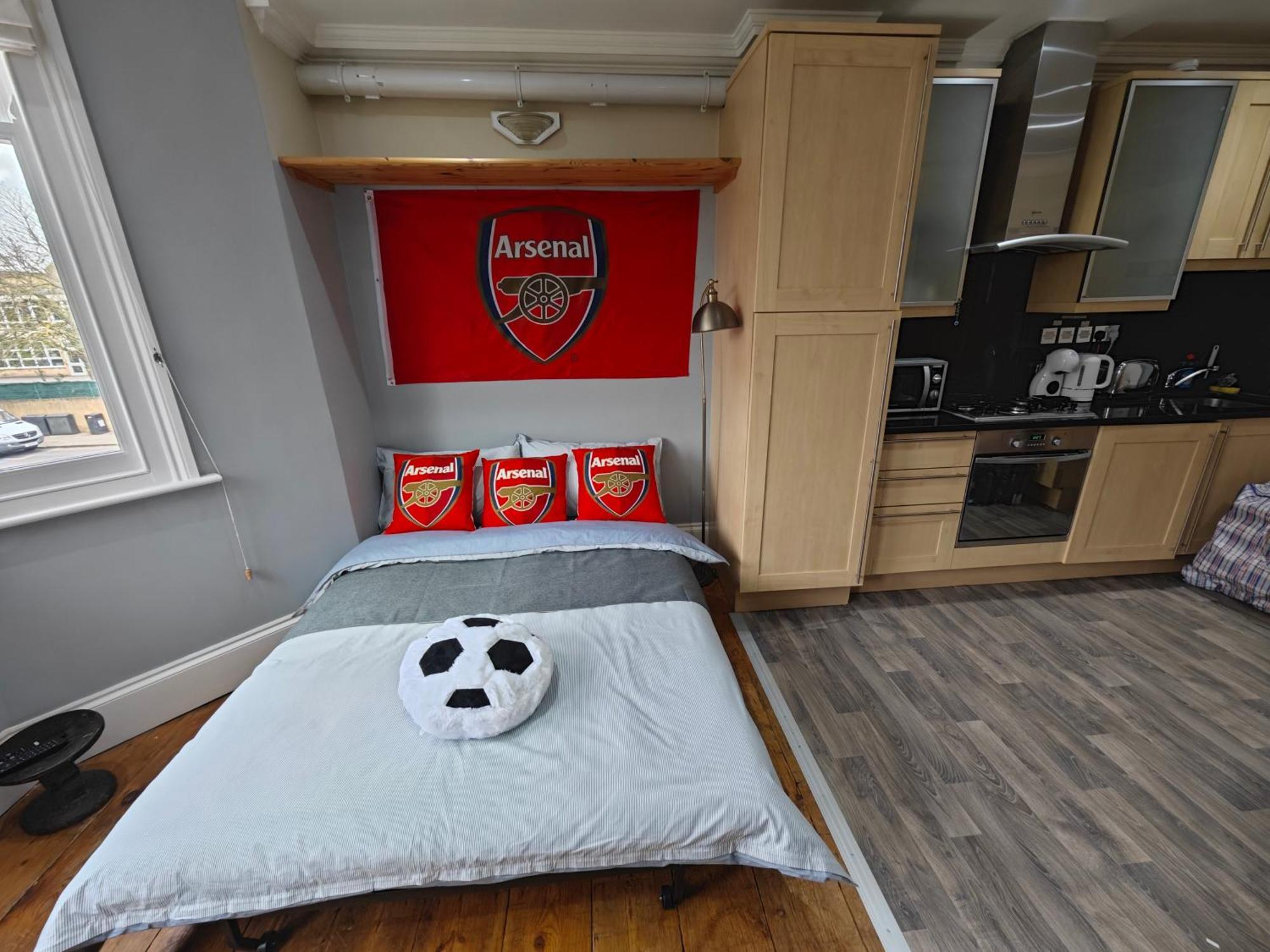 Lovely 1 Bedroom Flat In Finsbury Park/Emirates Stadium ลอนดอน ภายนอก รูปภาพ